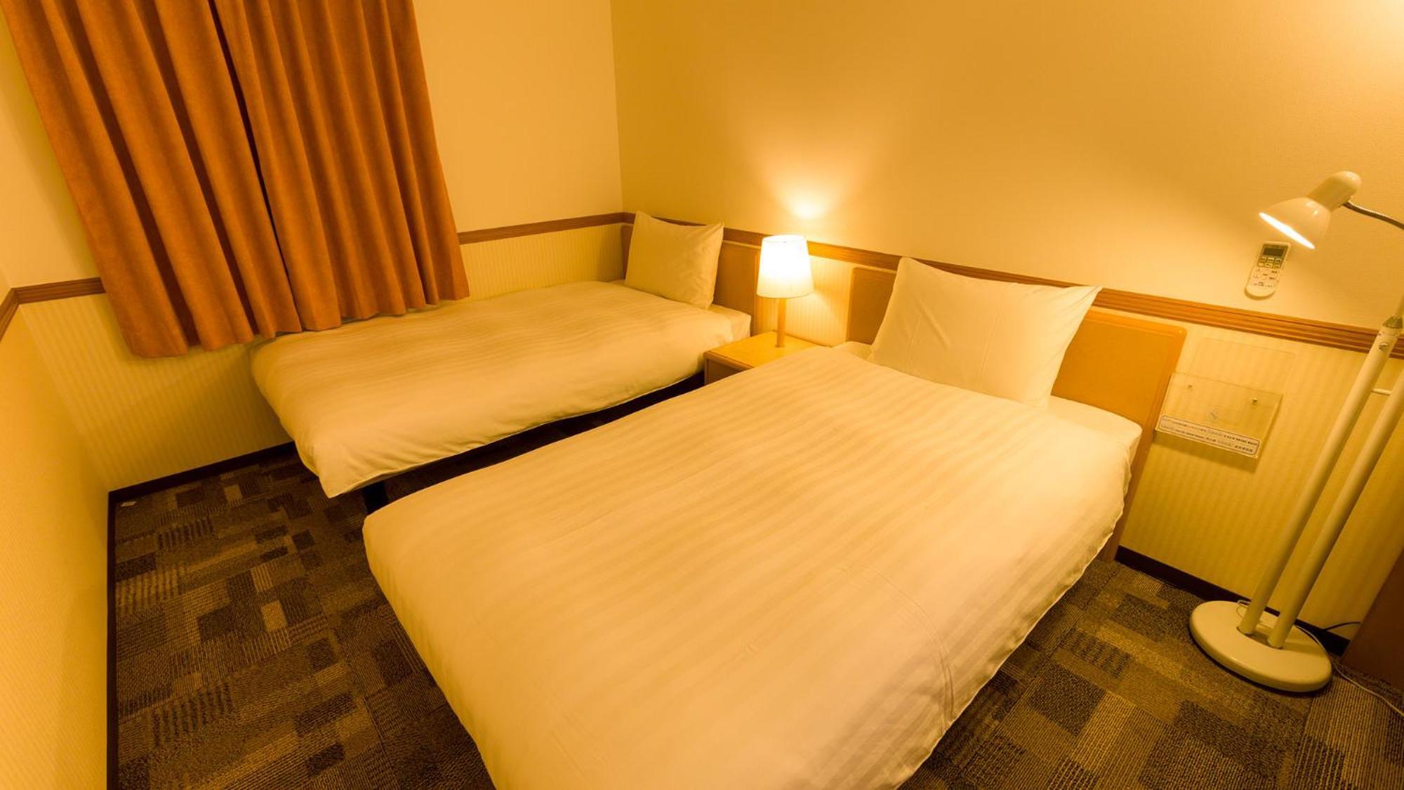Toyoko Inn Shin-Yatsushiro Ekimae Номер фото